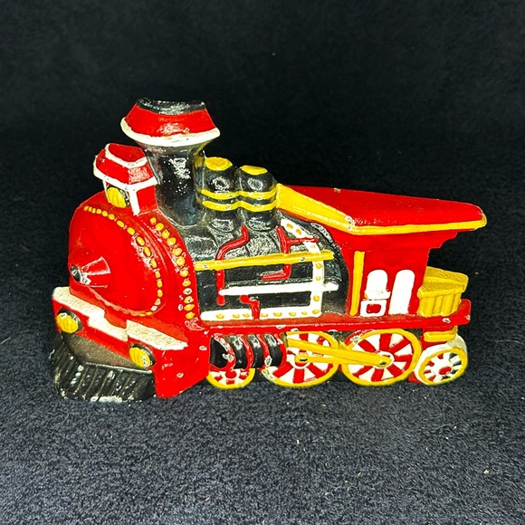 Doorstop, Cast Iron Train by Red Arrow, vintage - Picture 1 of 4